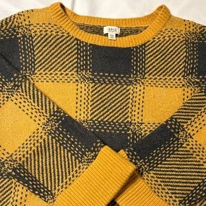 a.n.a Women’s  Mustard and Charcoal Boxy Plaid Crewneck Preppy Sweater